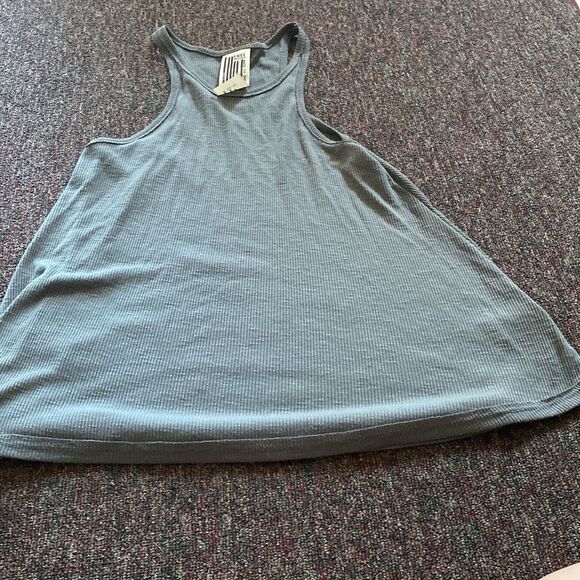 Free people Xs grey tank - Picture 2 of 4